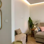 Design No Centro Historico A 30 Min Lisboa Appartamento Torres Vedras