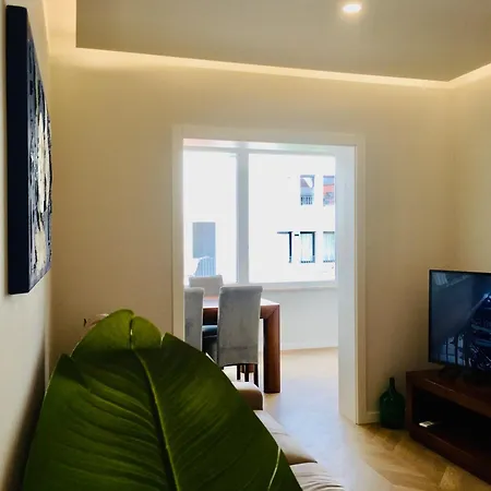 Design No Centro Historico A 30 Min Lisboa * 托里什韦德拉什